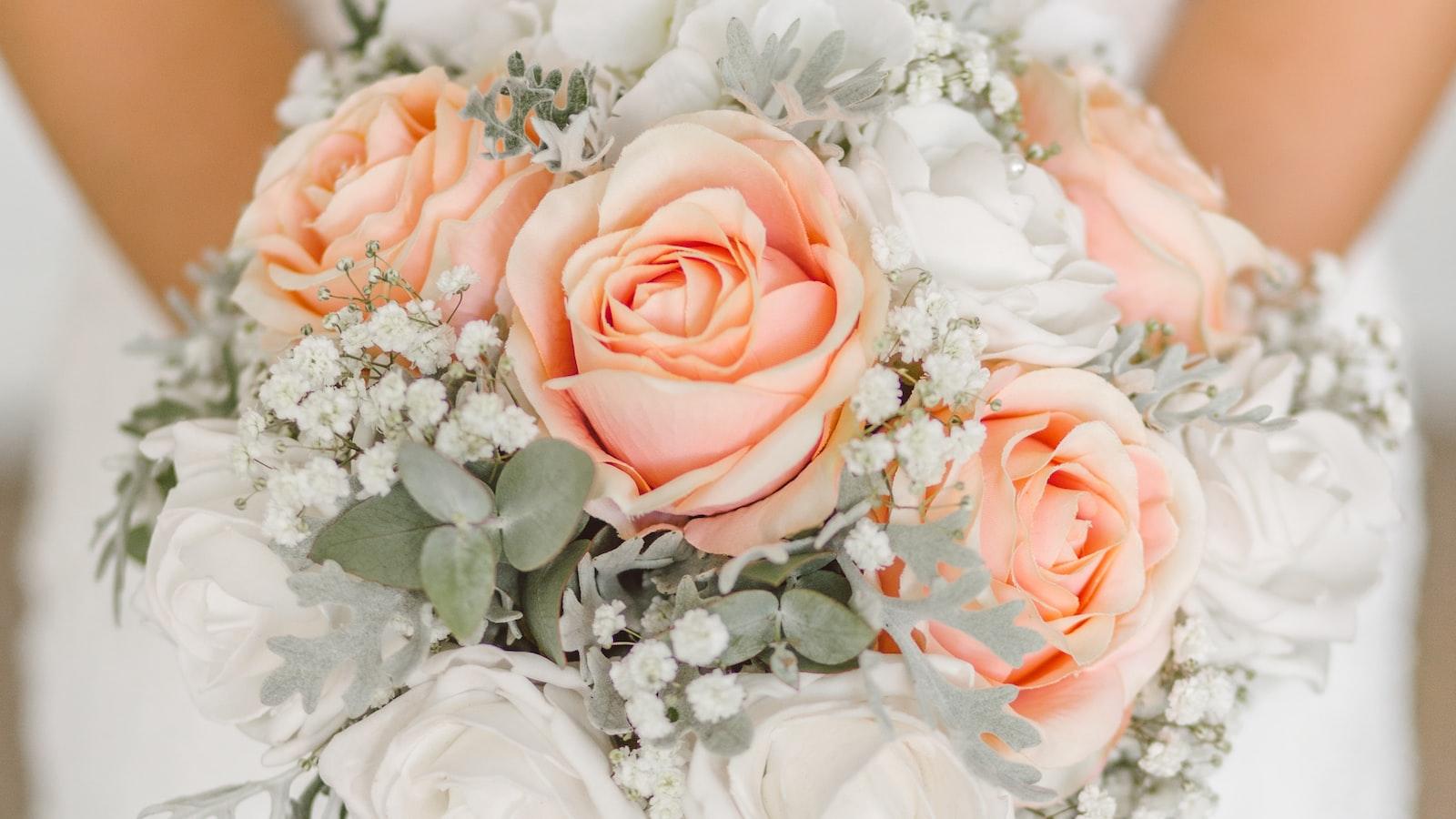 -Serenata Flowers: Delivering ​Affordable Elegance and Delight ​with Every Bouquet